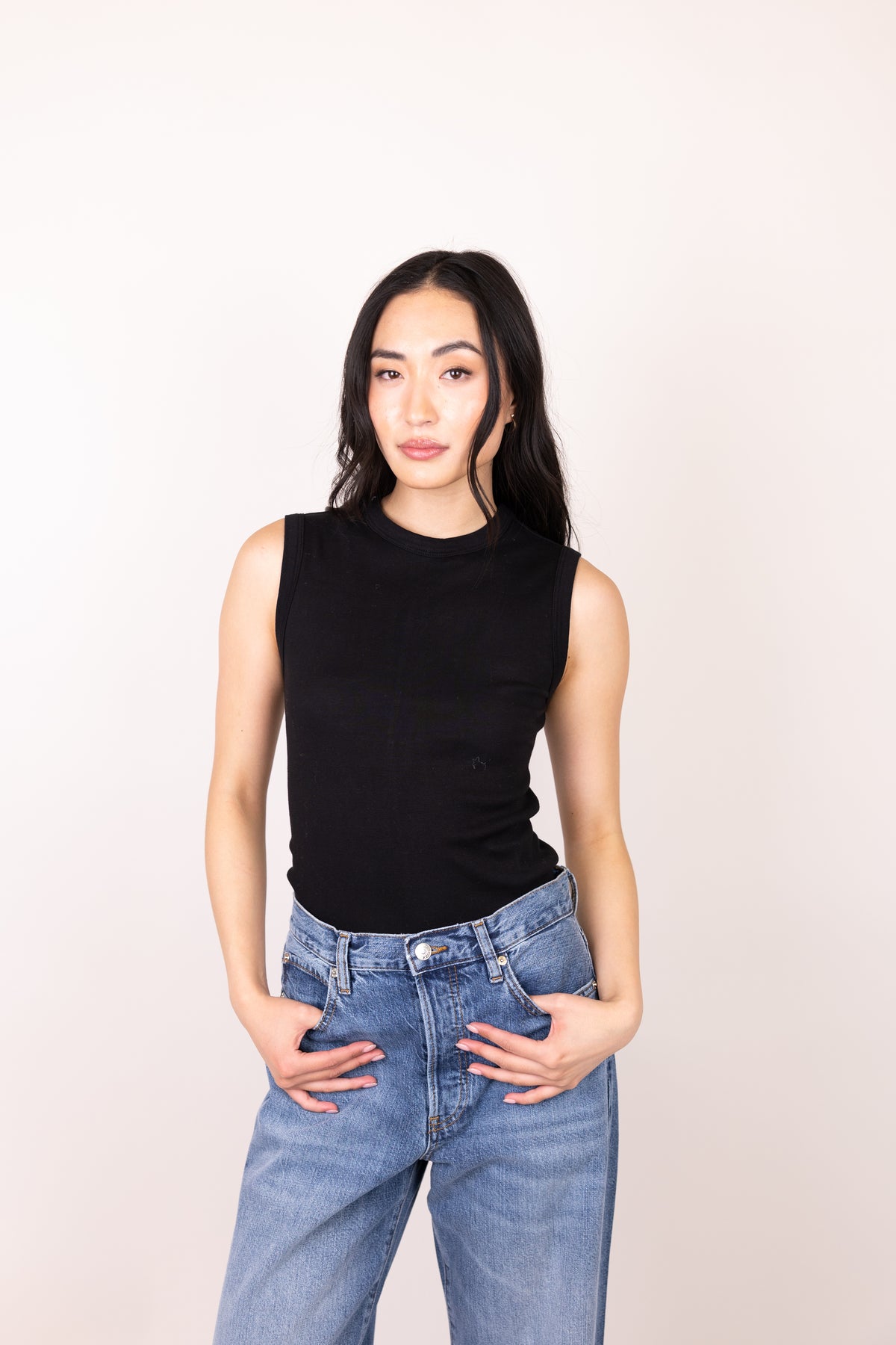 Enza Costa Supima Cotton New Classic Sleeveless Tee Black | cake