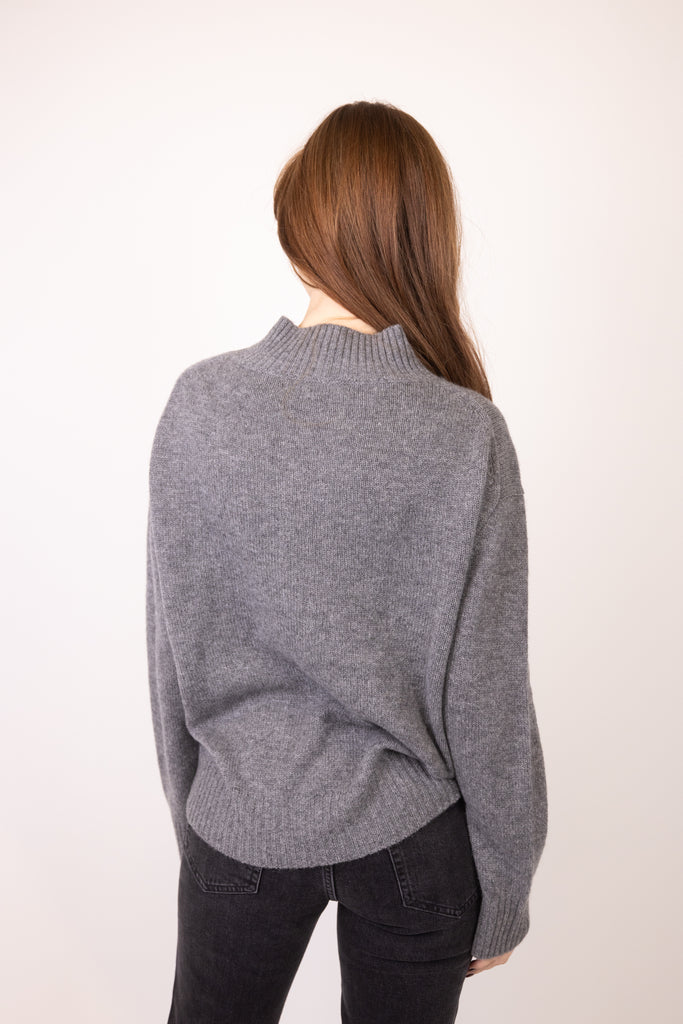 Aster Cashmere Turtleneck