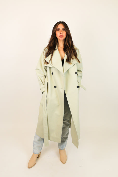 Benoit Trenchcoat